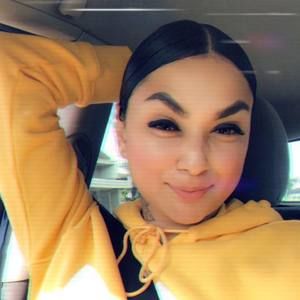 Meet your Posher, Celia